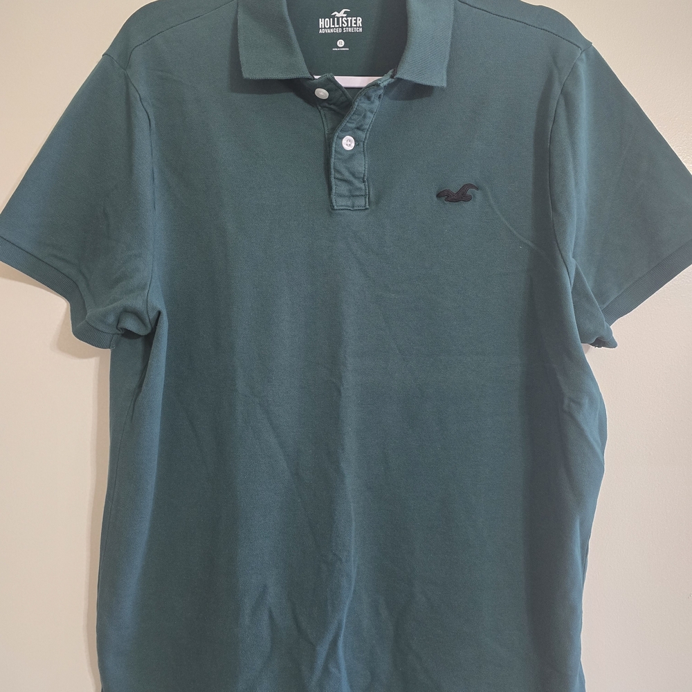 Hollister Men's Dark Green Polo Shirt